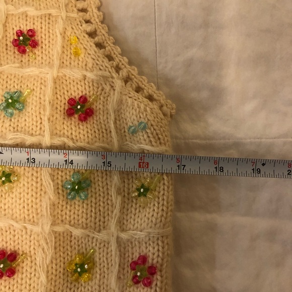 Vintage wool beaded floral vest EUC - Picture 9 of 9